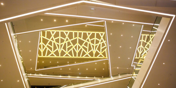 Reformas Integrales de Tiendas y Locales  Comerciales Santa Úrsula · Diseño e Instalación de Iluminación LED Eficiente
