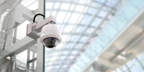 Reformas Integrales de Tiendas y Locales  Comerciales Santa Úrsula · Instalación Sistemas de Seguridad y Videovigilancia